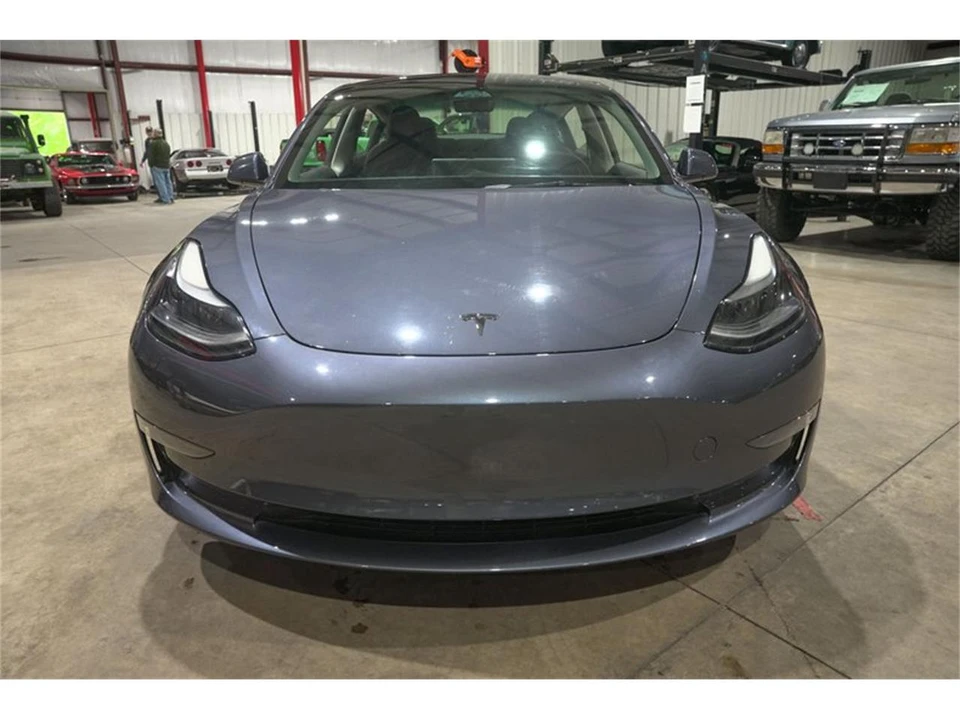 2023 Tesla Model 3 - Image 13 of 31