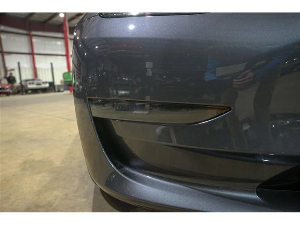 2023 Tesla Model 3 - Image 29 of 31