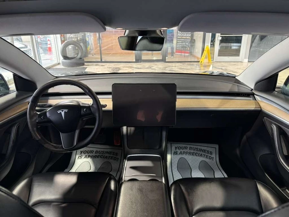 2023 Tesla Model S - Image 19 of 21