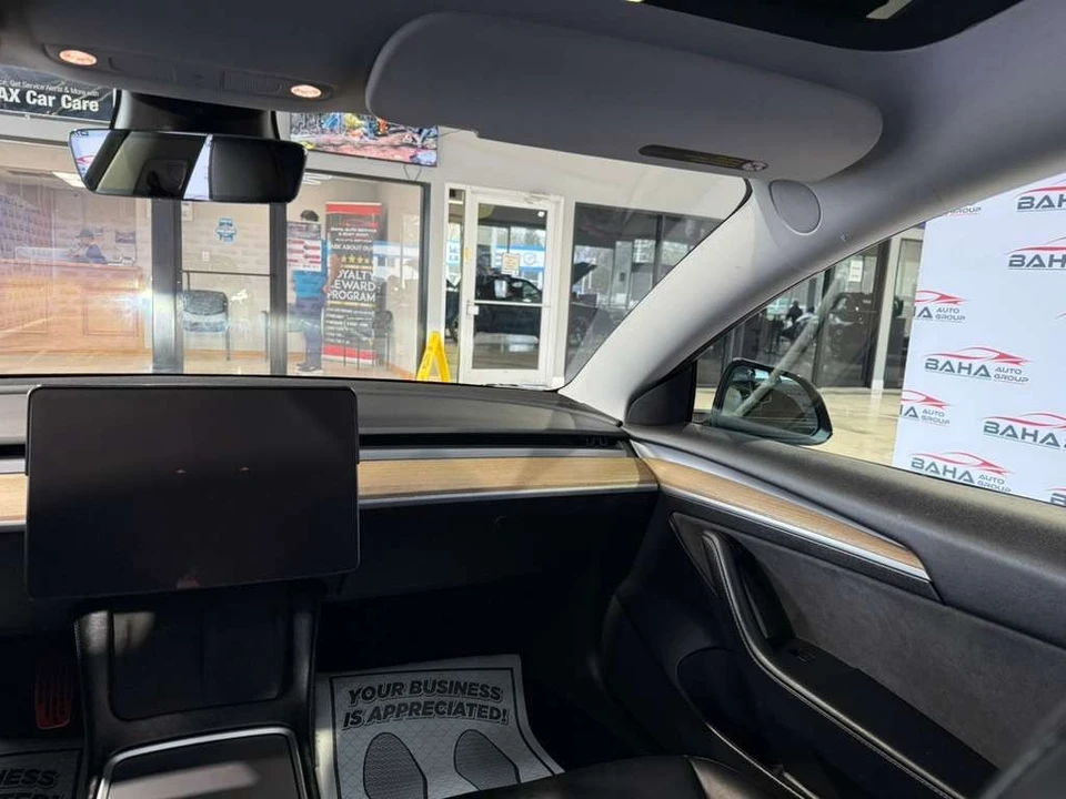 2023 Tesla Model S - Image 21 of 21