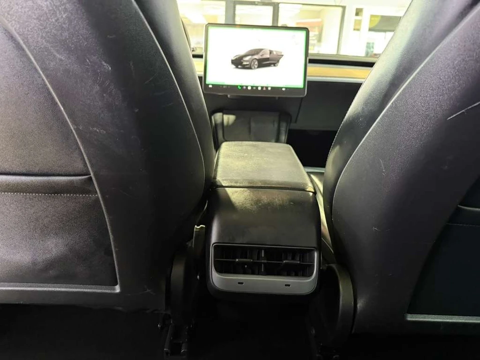 2023 Tesla Model S - Image 16 of 21
