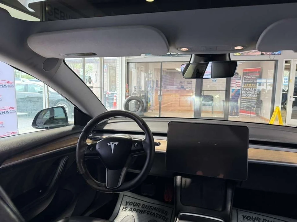 2023 Tesla Model S - Image 20 of 21
