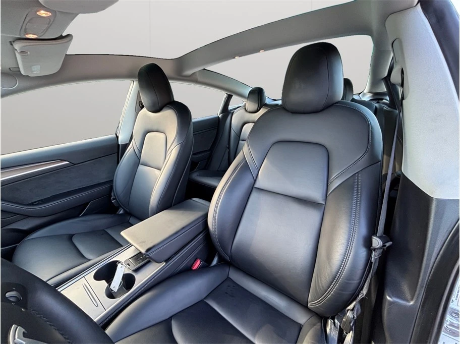 2023 Tesla Model S - Image 17 of 21