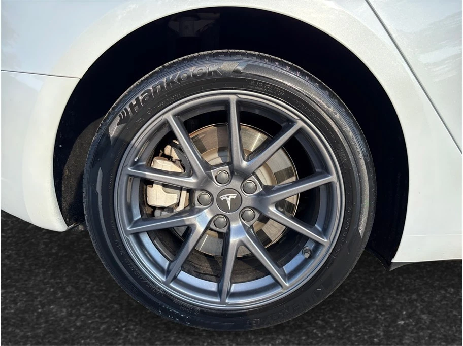 2023 Tesla Model S - Image 15 of 21