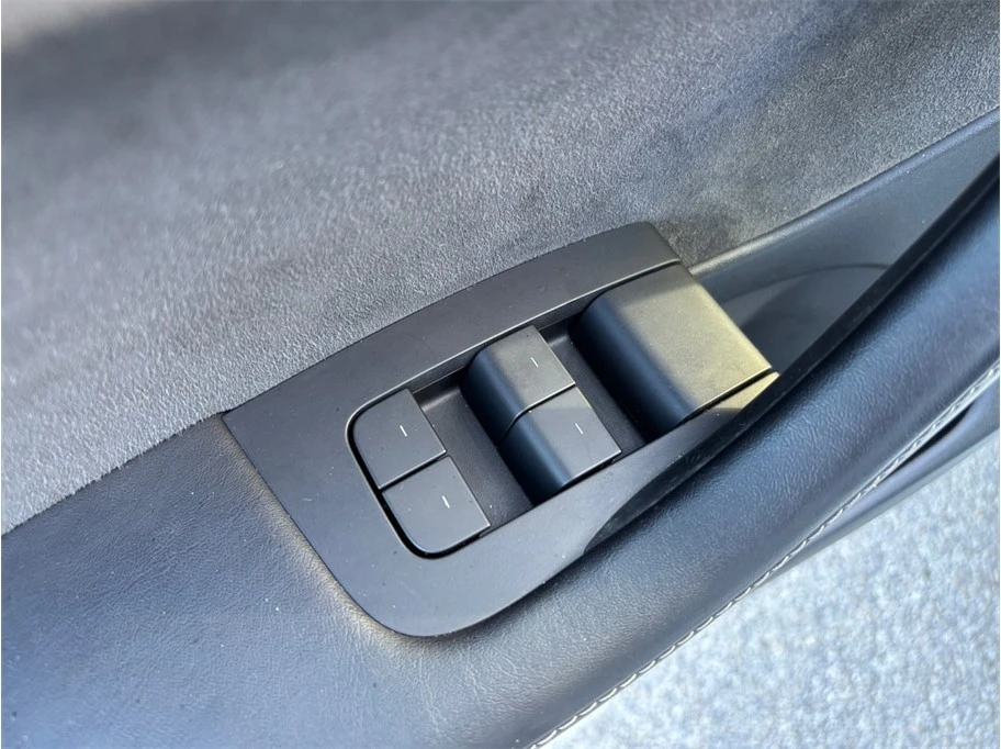 2023 Tesla Model S - Image 20 of 21