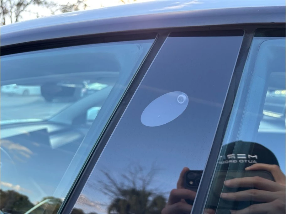2023 Tesla Model S - Image 16 of 21