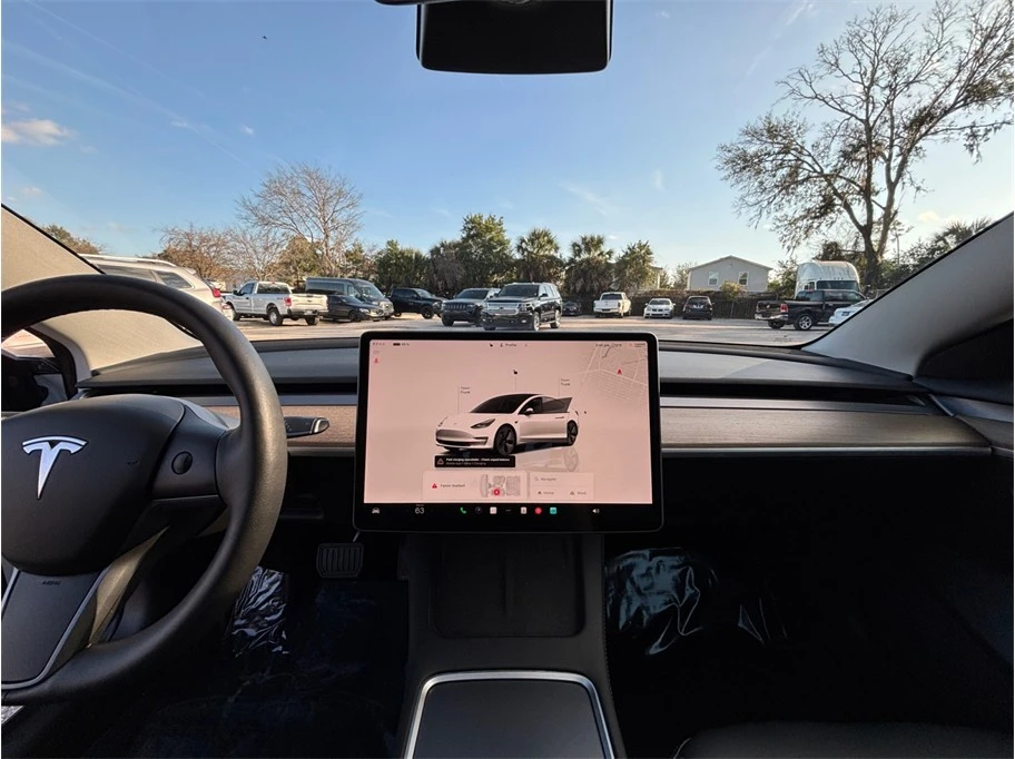 2023 Tesla Model S - Image 11 of 21