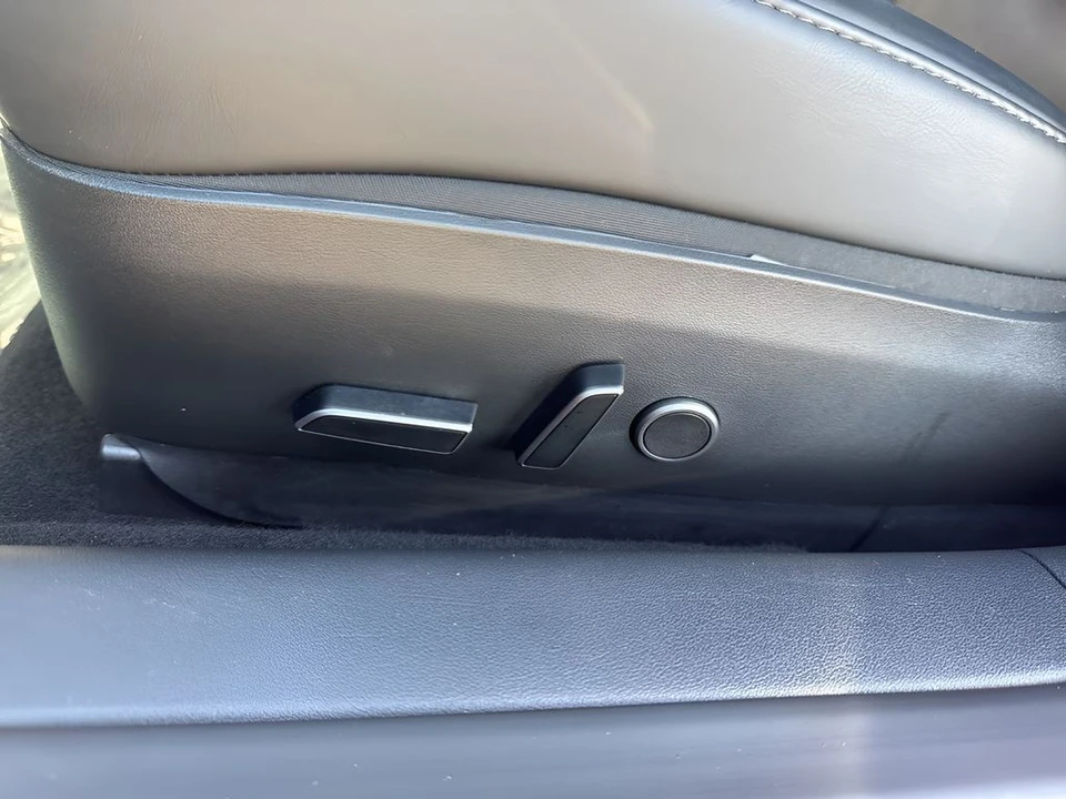 2023 Tesla Model 3 - Image 10 of 12