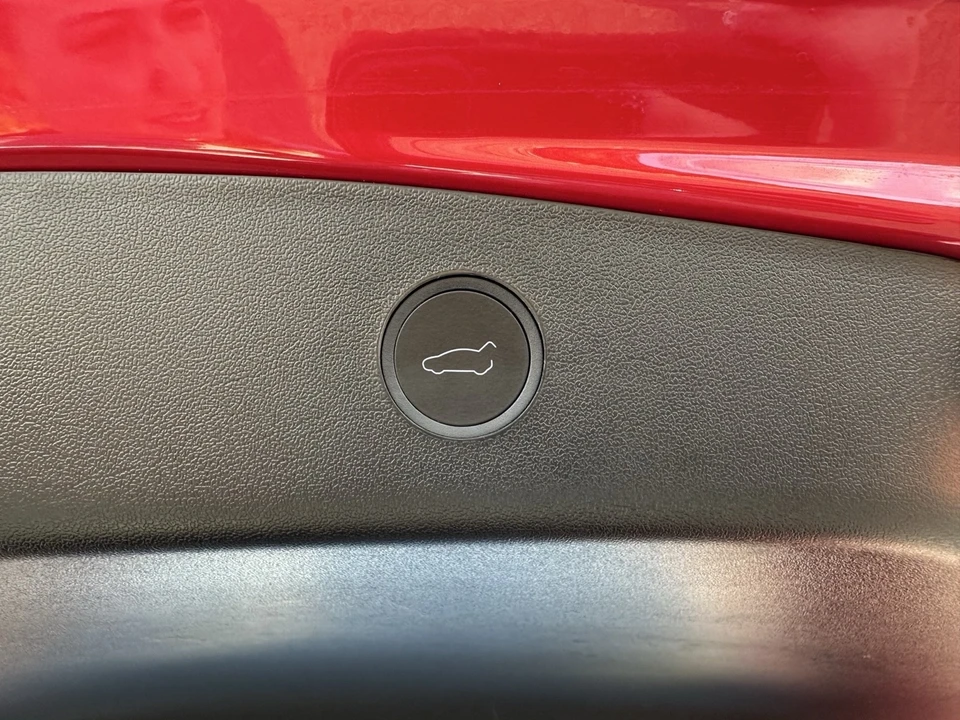 2023 Tesla Model 3 - Image 5 of 21