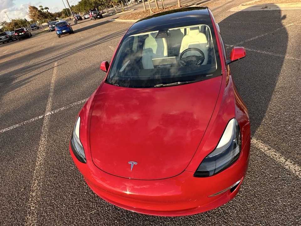 2023 Tesla Model 3 - Image 18 of 21