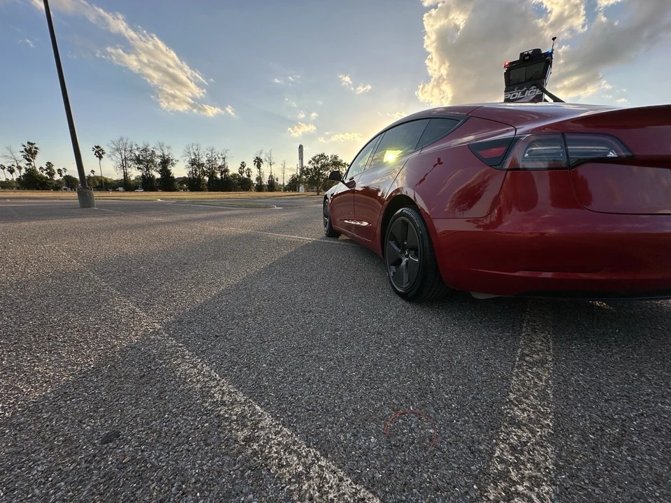 2023 Tesla Model 3 - Image 16 of 21