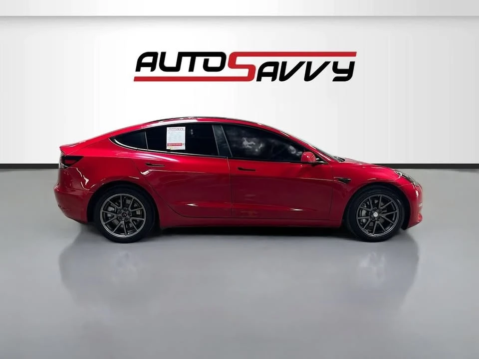 2023 Tesla Model 3 - Image 8 of 20