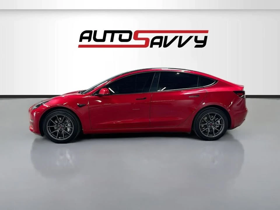 2023 Tesla Model 3 - Image 4 of 20