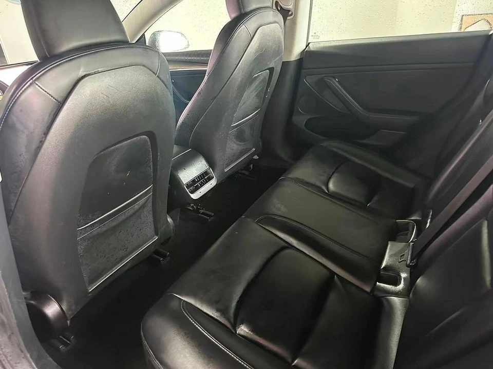 2023 Tesla Model 3 - Image 10 of 11