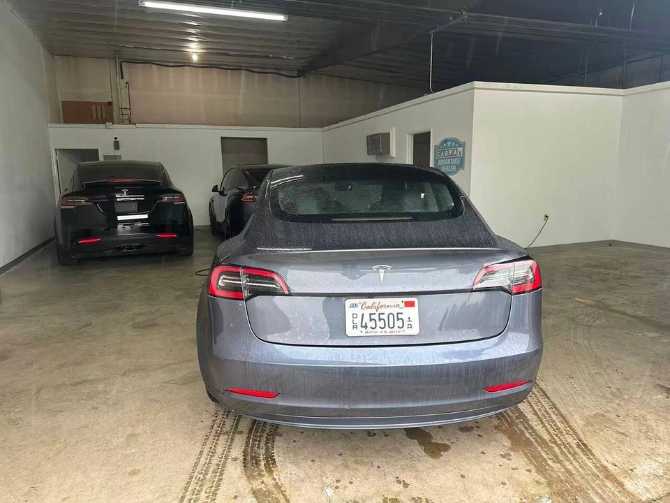 2023 Tesla Model 3 - Image 5 of 11
