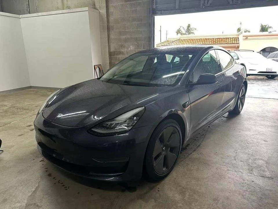 2023 Tesla Model 3 - Image 2 of 11