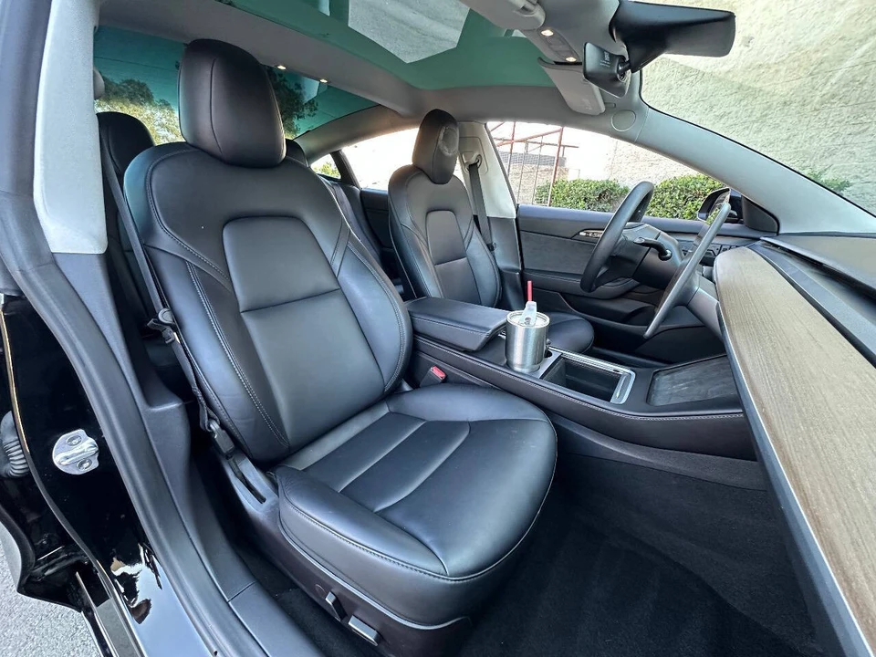 2023 Tesla Model 3 - Image 11 of 12