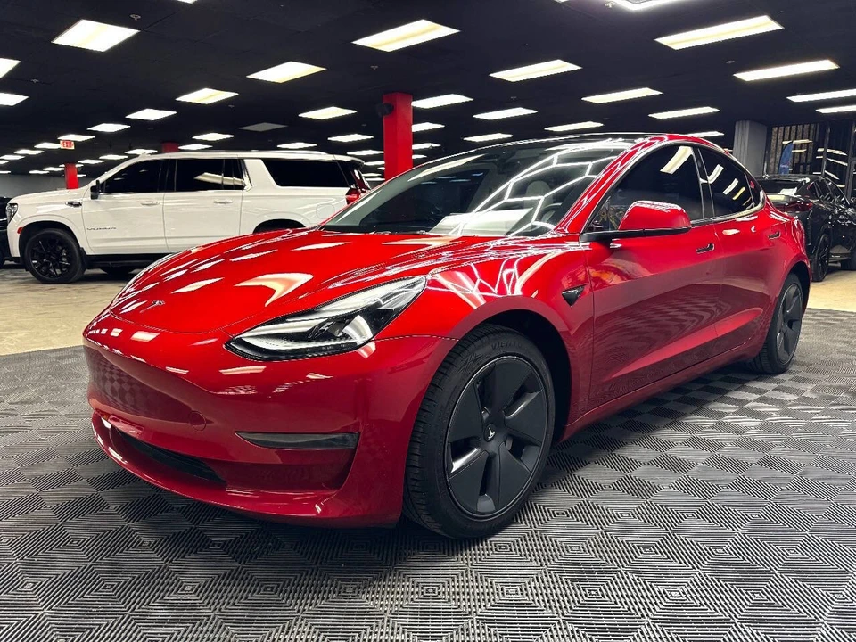 2023 Tesla Model 3 - Image 6 of 12