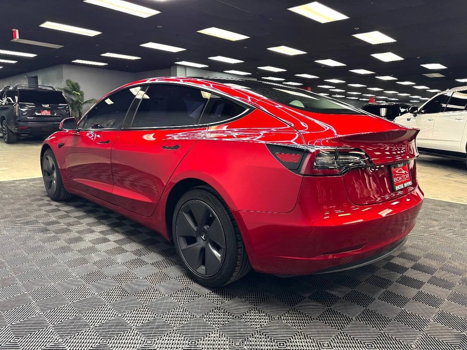 2023 Tesla Model 3 - Image 9 of 12