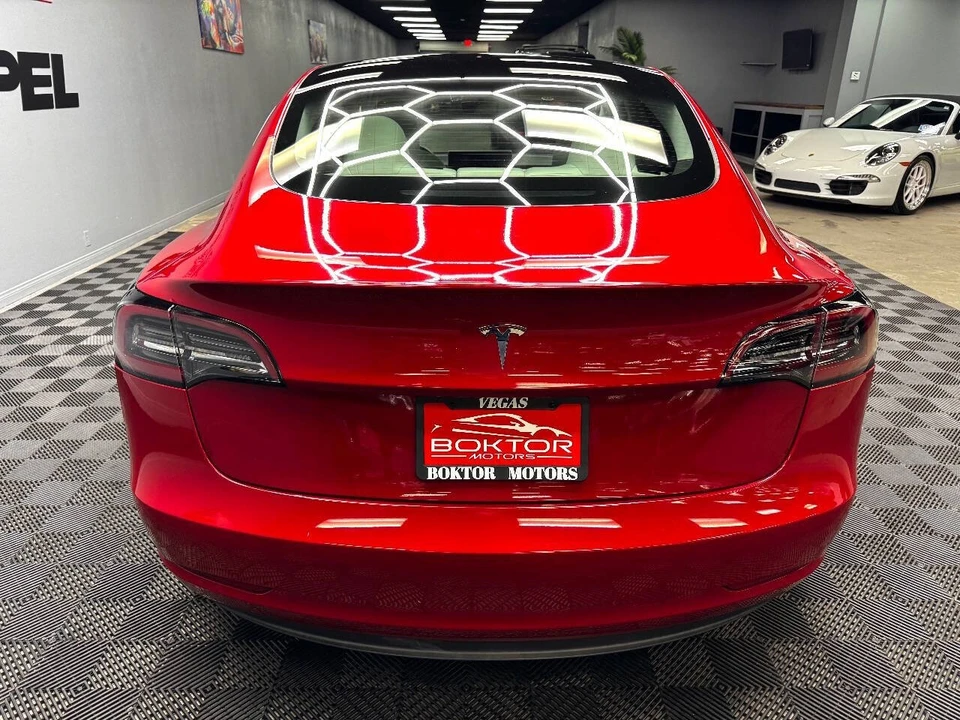 2023 Tesla Model 3 - Image 11 of 12