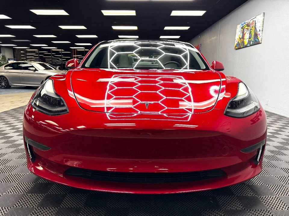 2023 Tesla Model 3 - Image 4 of 12