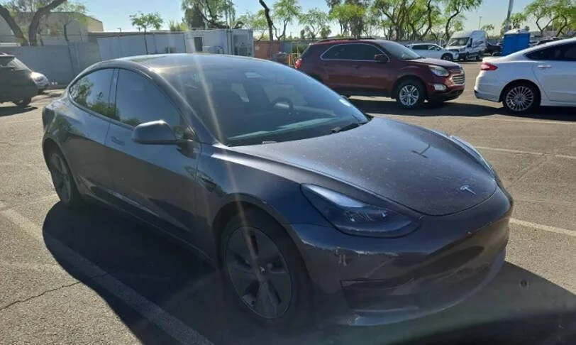 2023 Tesla Model 3 - Image 4 of 9