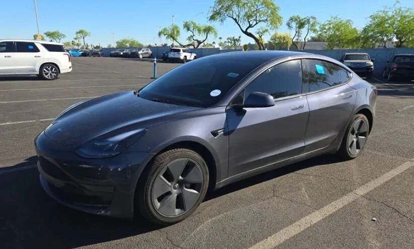 2023 Tesla Model 3 - Image 2 of 9