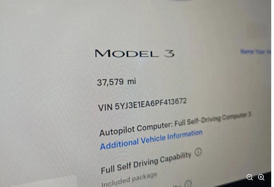 2023 Tesla Model 3 - Image 8 of 9