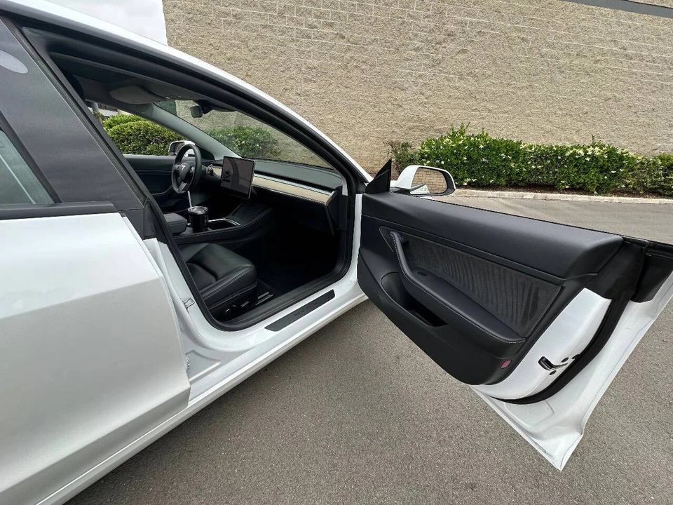 2023 Tesla Model 3 - Image 12 of 12