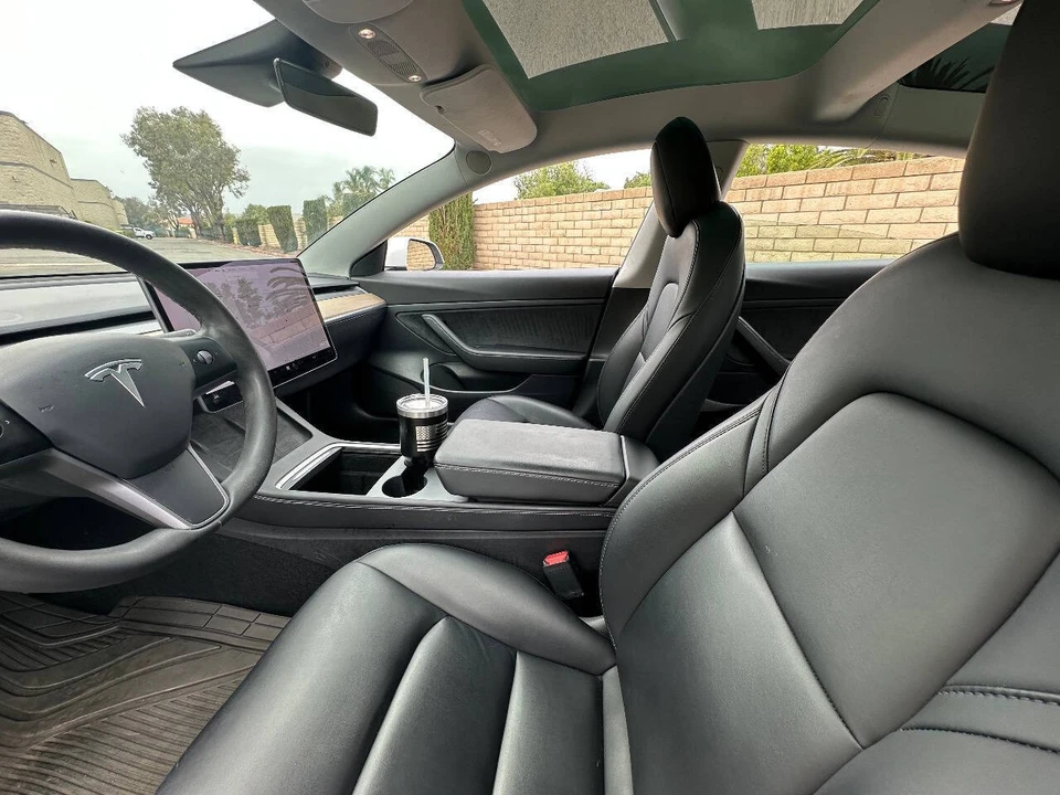 2023 Tesla Model 3 - Image 8 of 12