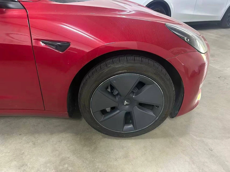 2023 Tesla Model 3 - Image 9 of 10