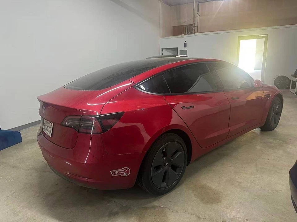 2023 Tesla Model 3 - Image 2 of 10