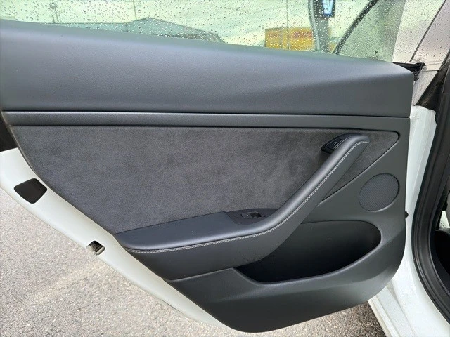 2023 Tesla Model 3 - Image 13 of 21