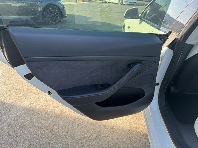 2023 Tesla Model 3 - Image 13 of 21