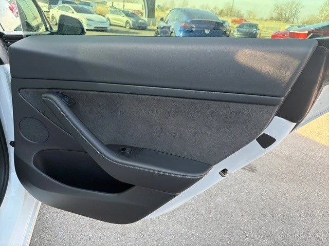 2023 Tesla Model 3 - Image 17 of 21