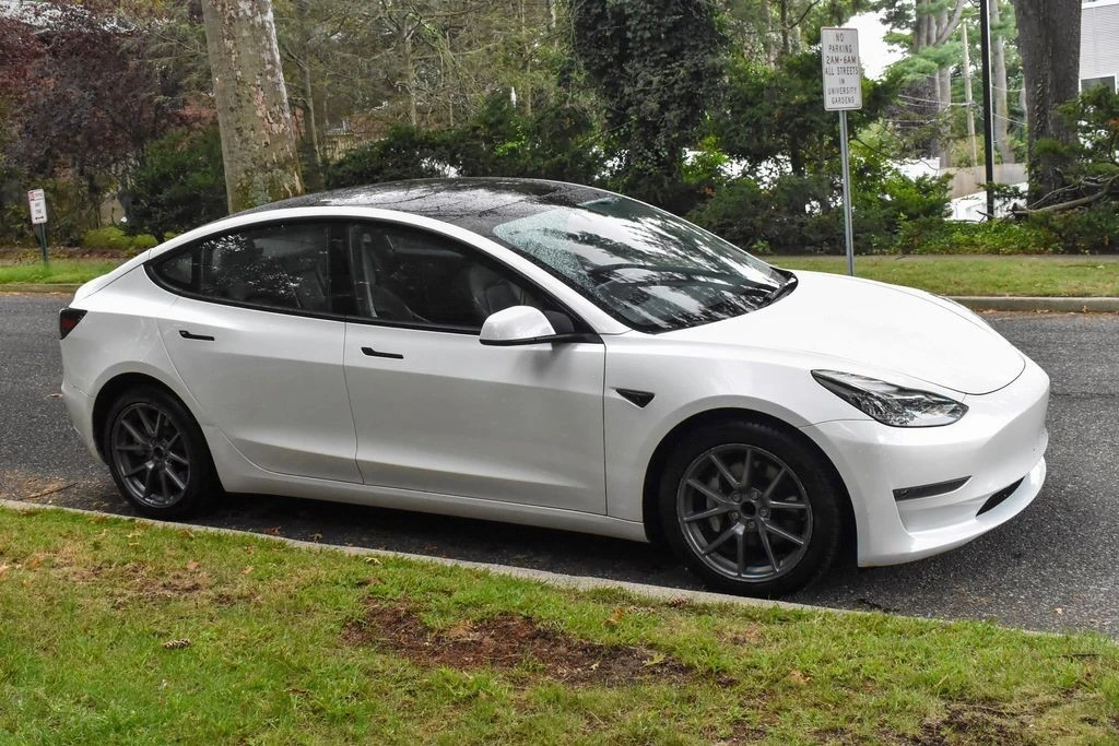 2023 Tesla Model 3 - Image 11 of 21
