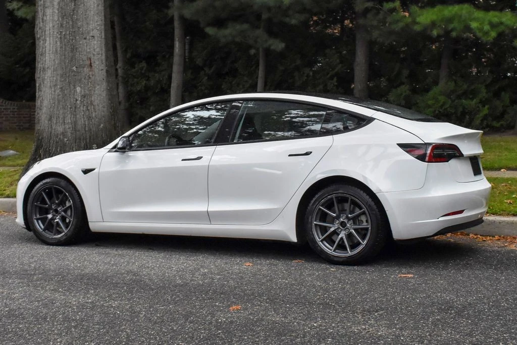 2023 Tesla Model 3 - Image 5 of 12