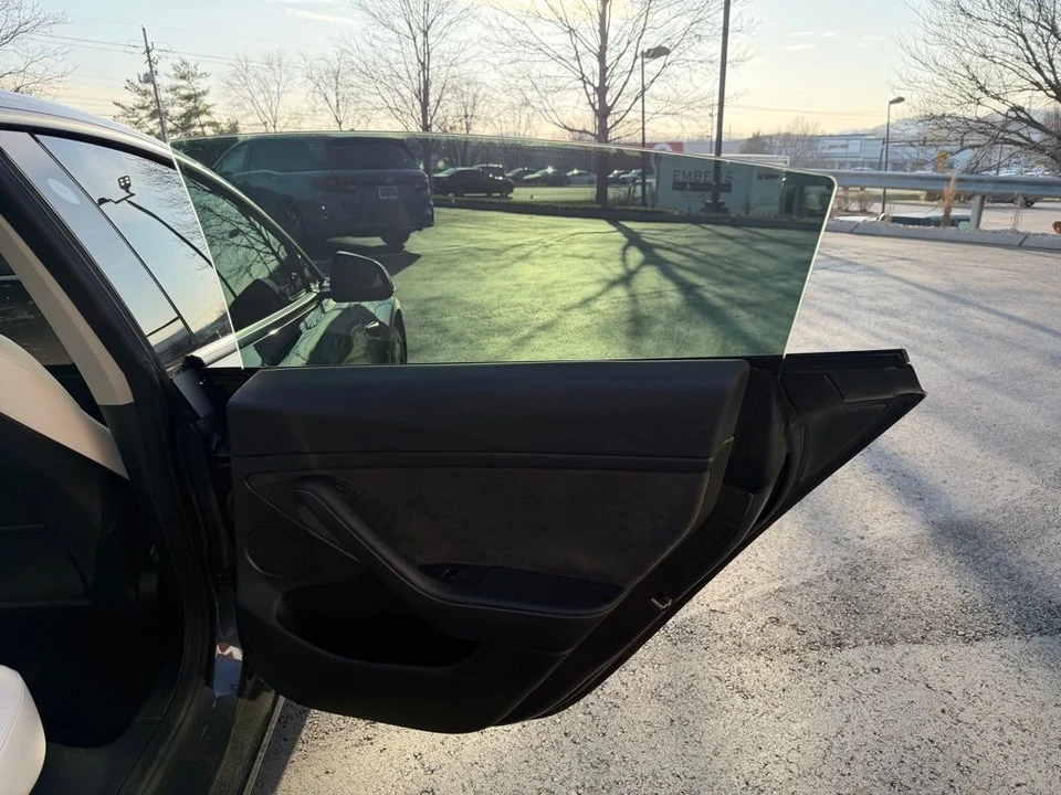 2023 Tesla Model 3 - Image 11 of 13