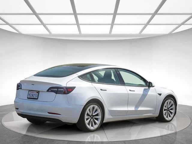 2023 Tesla Model 3 - Image 3 of 19
