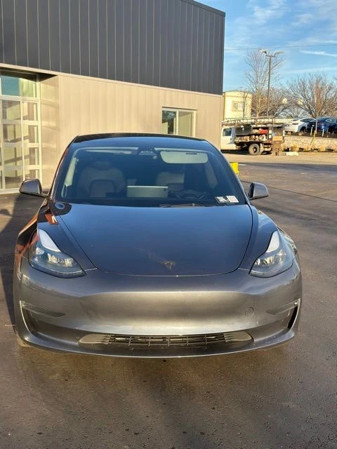 2023 Tesla Model 3 - Image 2 of 18