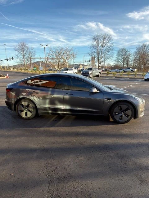 2023 Tesla Model 3 - Image 3 of 18