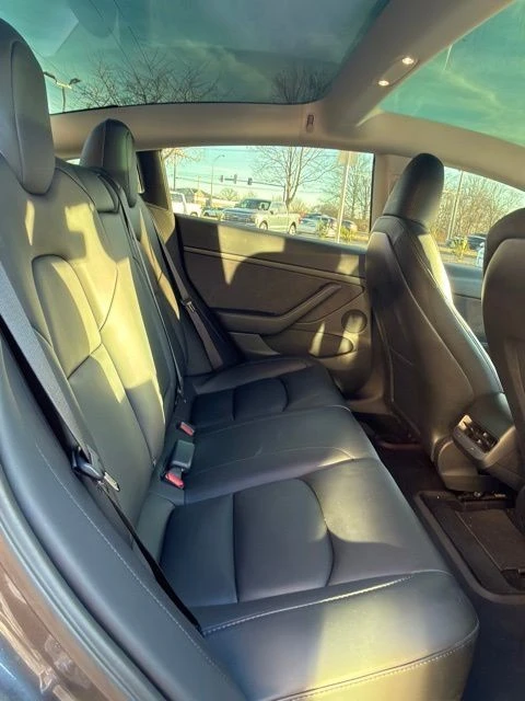 2023 Tesla Model 3 - Image 16 of 18