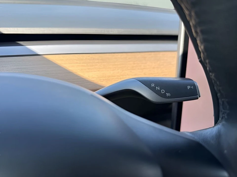 2023 Tesla Model 3 - Image 18 of 21