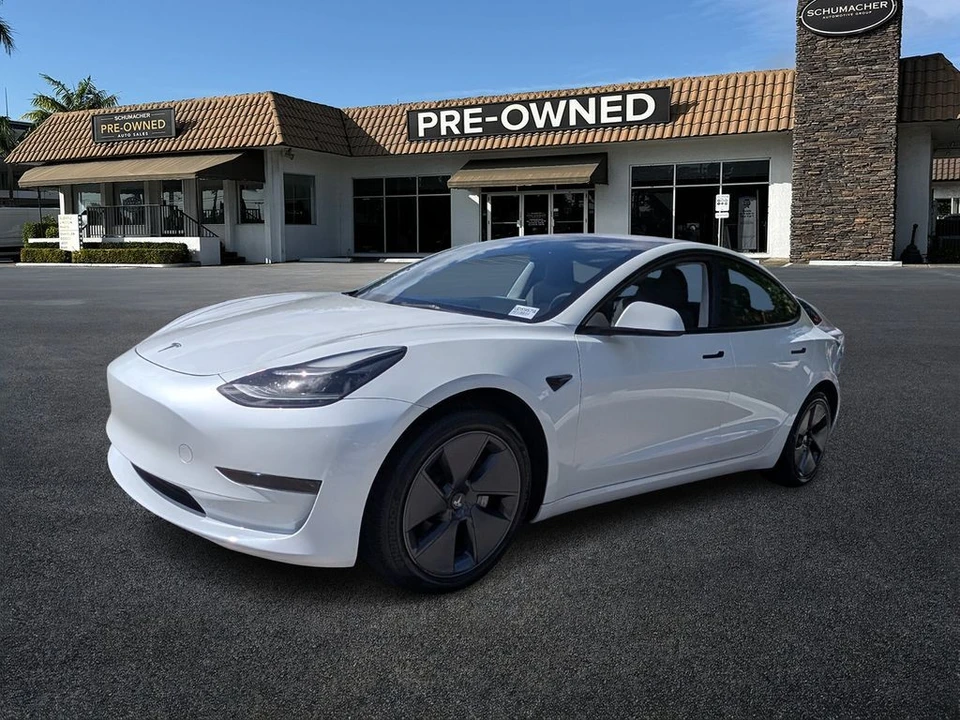 2023 Tesla Model 3 - Image 3 of 21