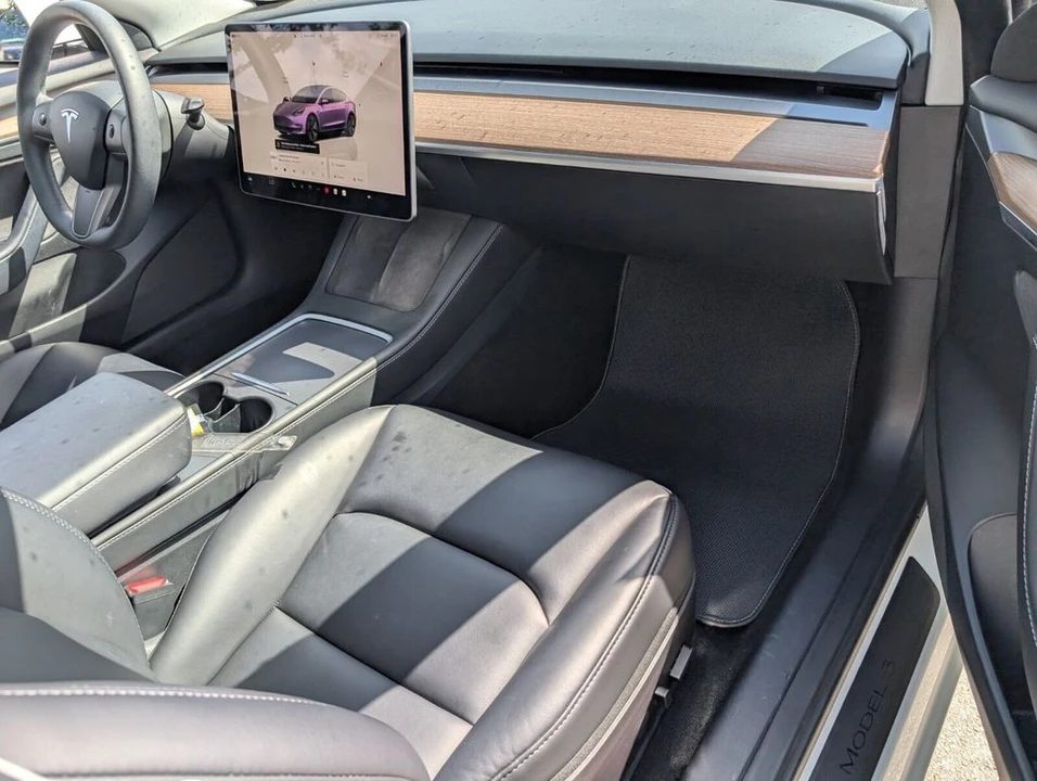 2023 Tesla Model 3 - Image 15 of 21