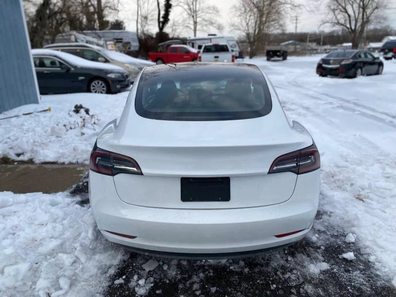2023 Tesla Model 3 - Image 6 of 12
