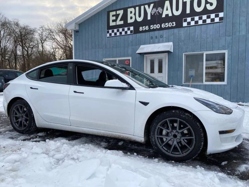 2023 Tesla Model 3 - Image 2 of 12