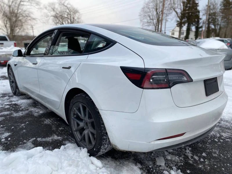 2023 Tesla Model 3 - Image 7 of 12