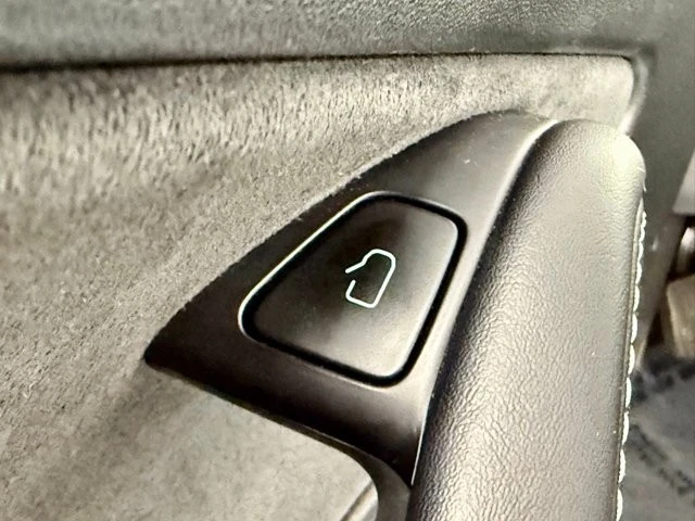 2023 Tesla Model 3 - Image 20 of 21