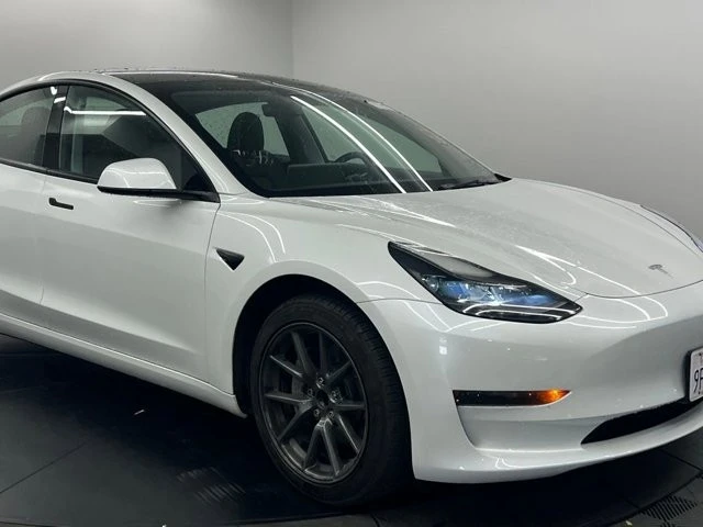 2023 Tesla Model 3 - Image 6 of 9